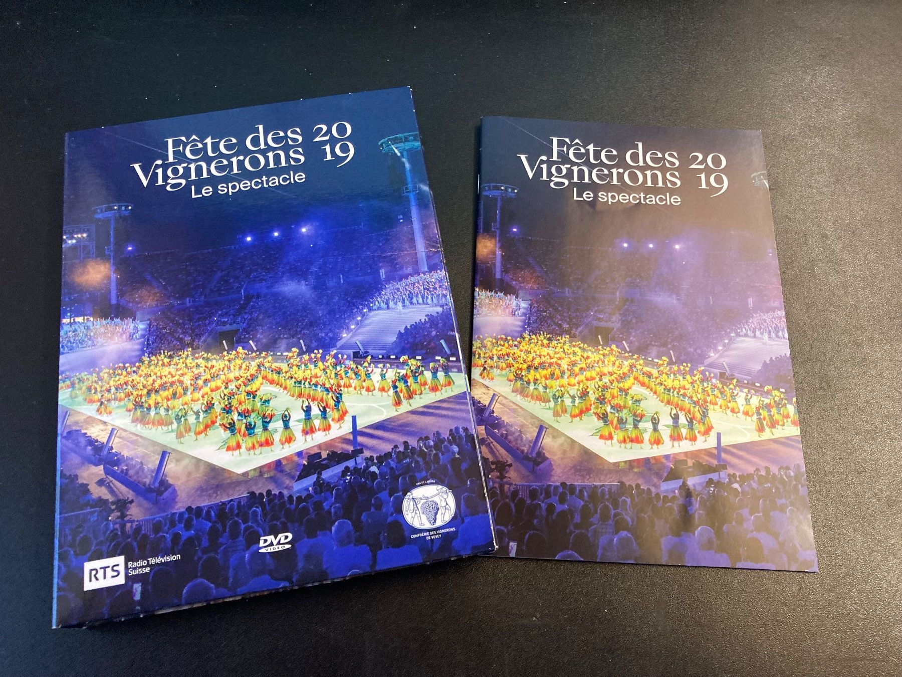 Tutti i DVDs: DVD "Fête des Vignerons 2019" – Nuovo (secondo la descrizione) da Grafenried venduto da Dgr1 1