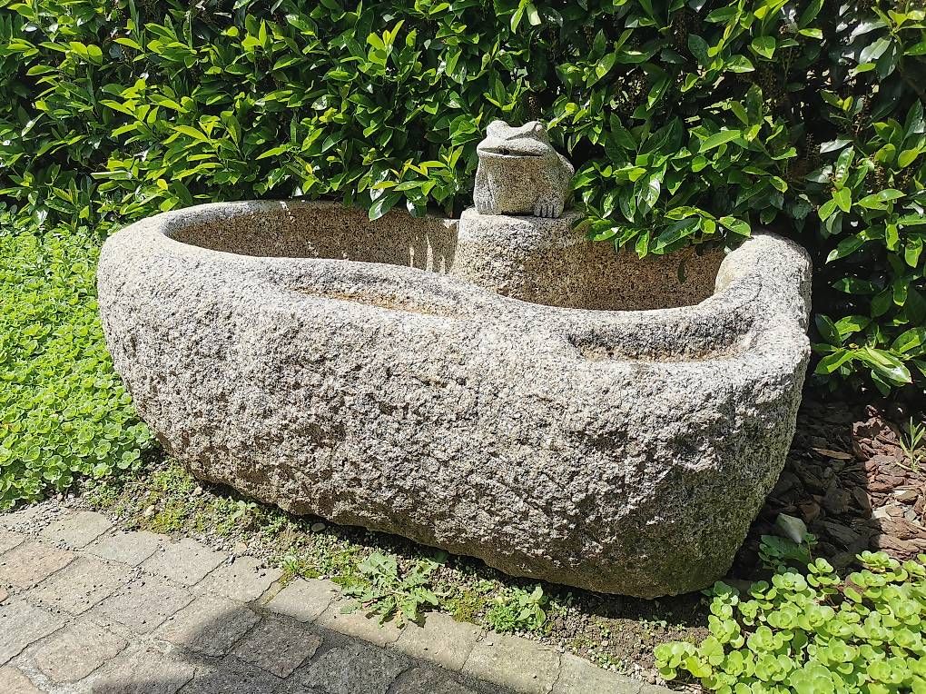 Stagni & Fontane ornamentali: Springbrunnen Zierbrunnen Trog – Usato da Aathal-Seegräben venduto da 911rs 2
