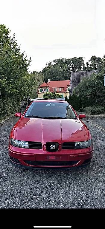 Automobili: Seat Leon 1.8T  – Usato da Pfäffikon ZH venduto da adi_7hgw