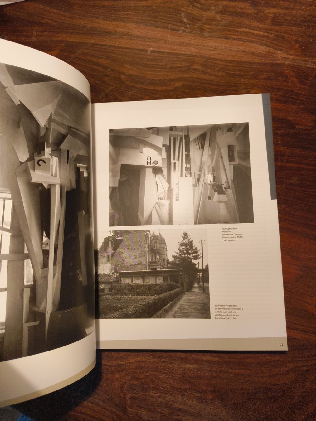Libri: Kurt Schwitters. MERZ - ein Gesamtweltbild Benteli Tinguely – Usato da stettlen venduto da VintageBern_ch 7