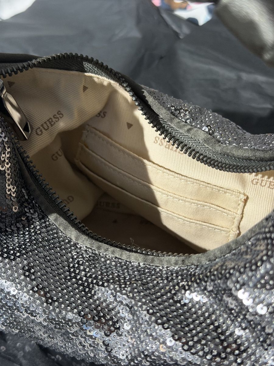 Guess Sacs femmes: Guess Partytasche neu – Neuf (Voir description) à Winterthur par sja_lr56 4