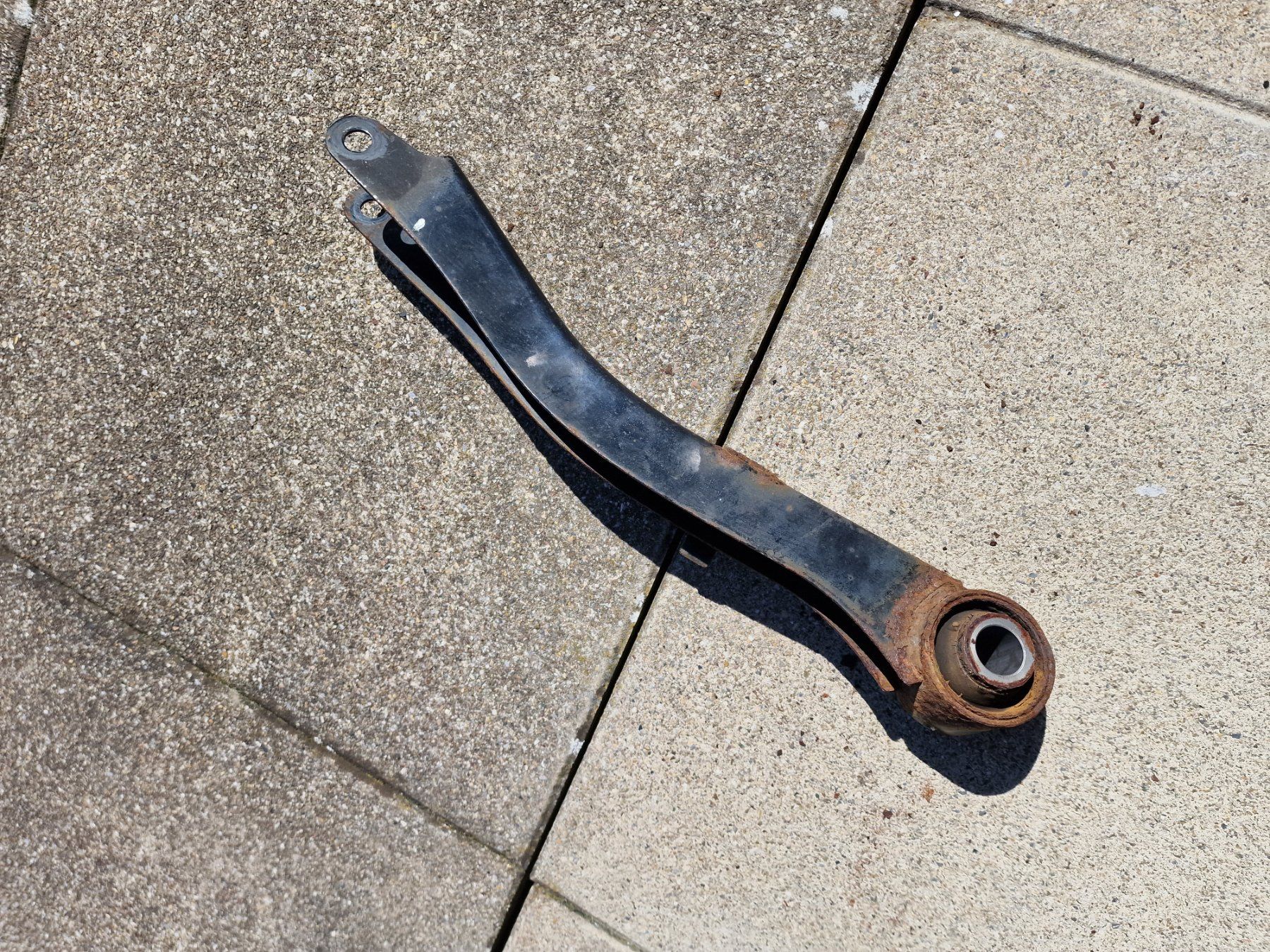 Tutti pezzi di ricambio auto: Querlenker - Control Arm - Suspension Trailing Arm - WRX STI – Usato da Buchrain venduto da Sssschaller 3