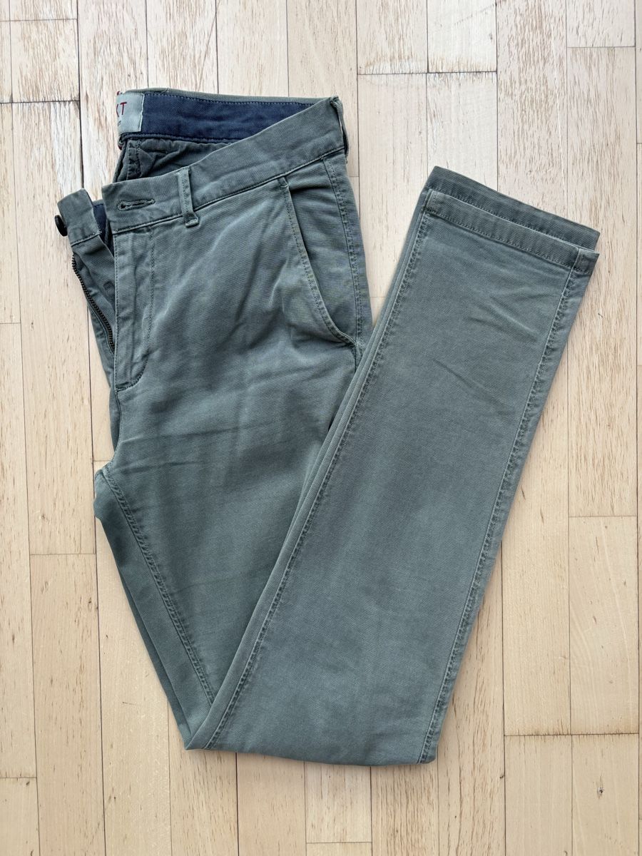 Hackett Pantaloni: Hackett Olive Chinos - Size 30R – Usato da Zürich venduto da Grothschild 1