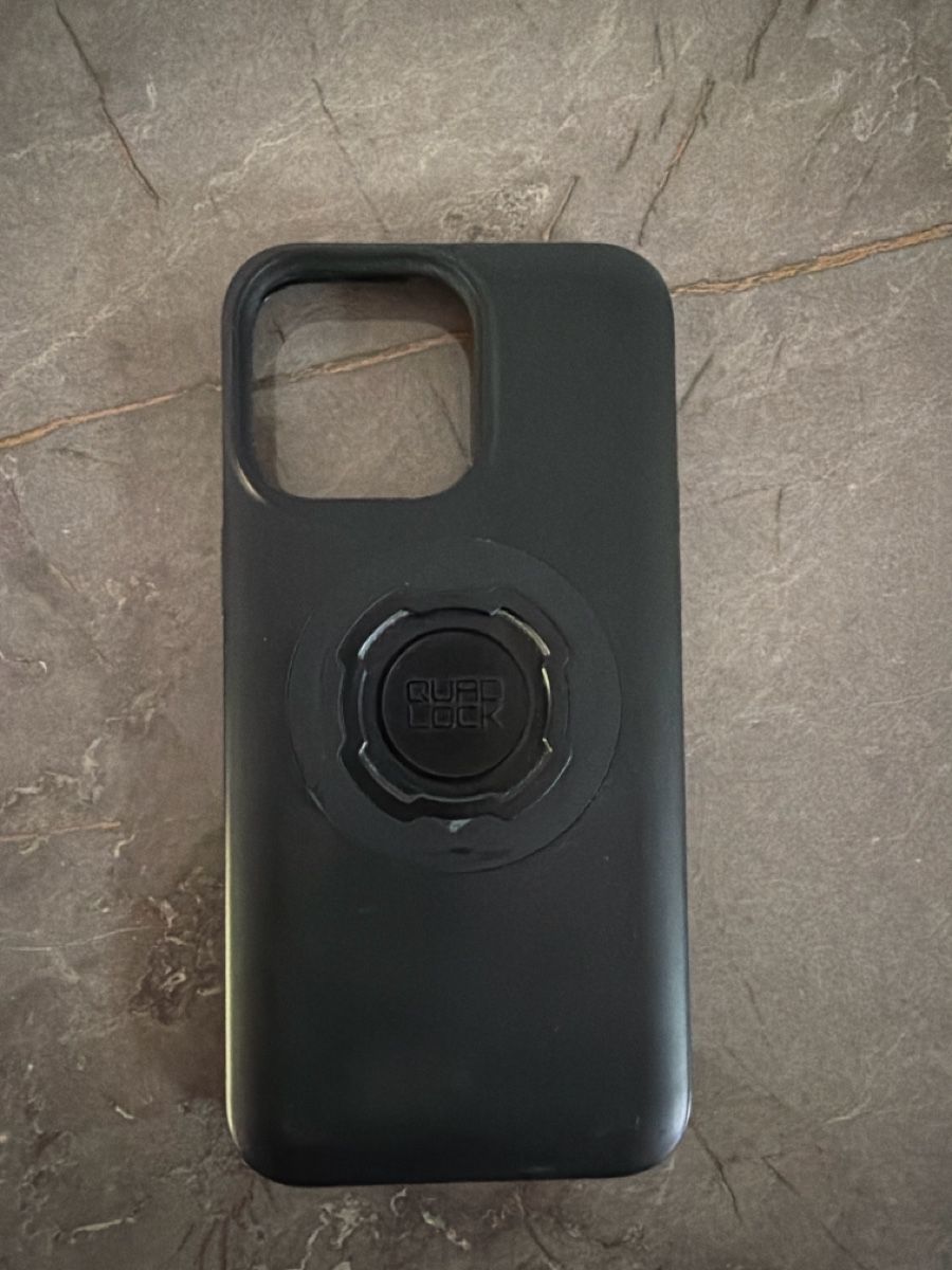 Quad Lock Coques & Protection écran: Quad Lock Mag Case iPhone 15 pro max – D'occasion à Uster par nedelm0002