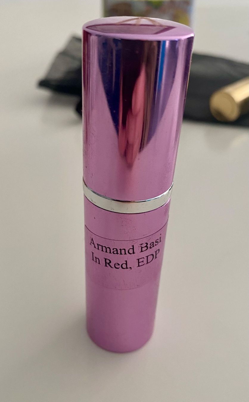 Parfum & Eau de Toilette: Armand Basi in Red EDP 5ml – Gebraucht aus Genève von inn_n9kf 1