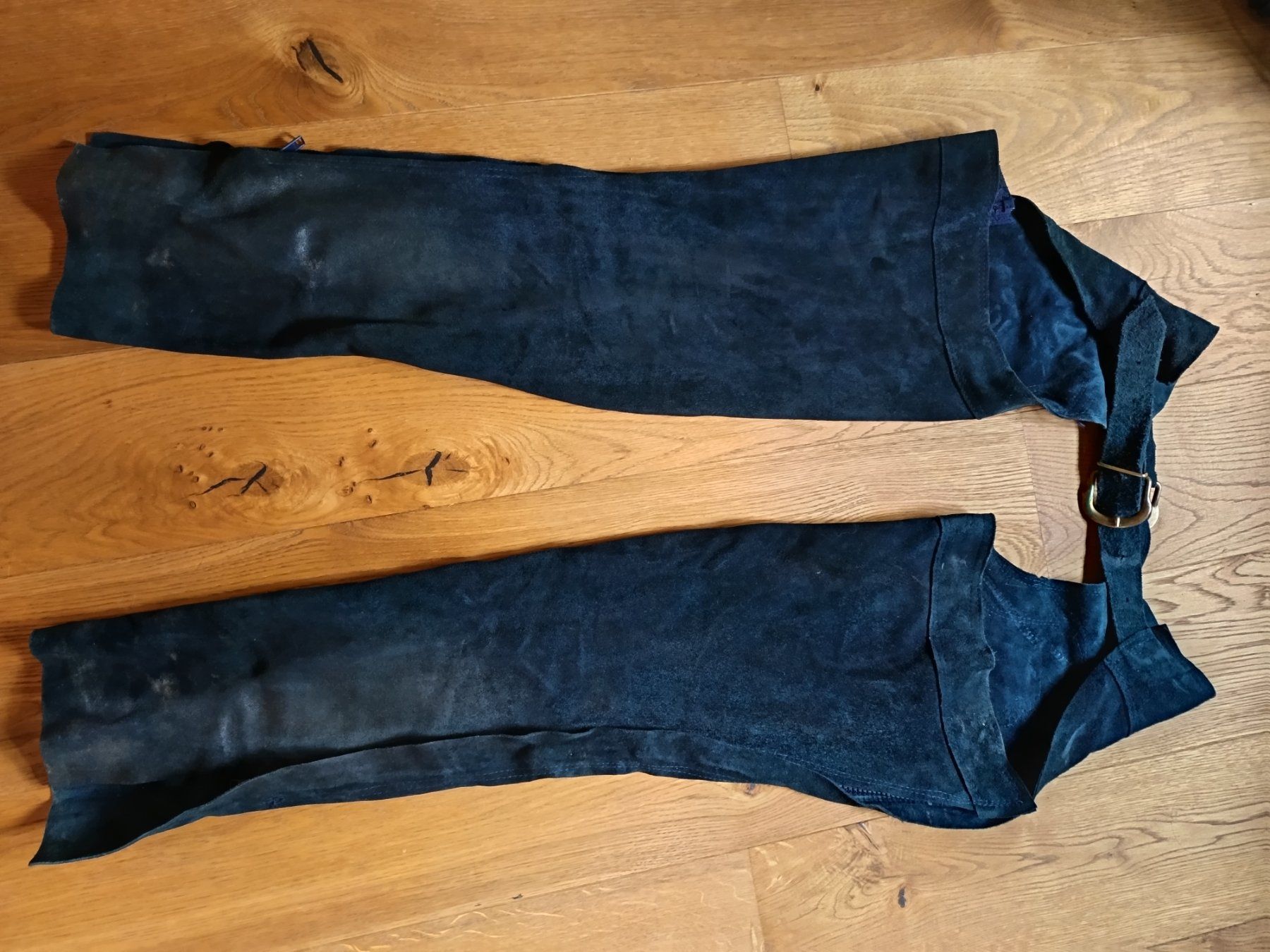 Pantaloni: Leder Chaps - Westernchaps – Usato da Grüsch venduto da MyPlantsCorner