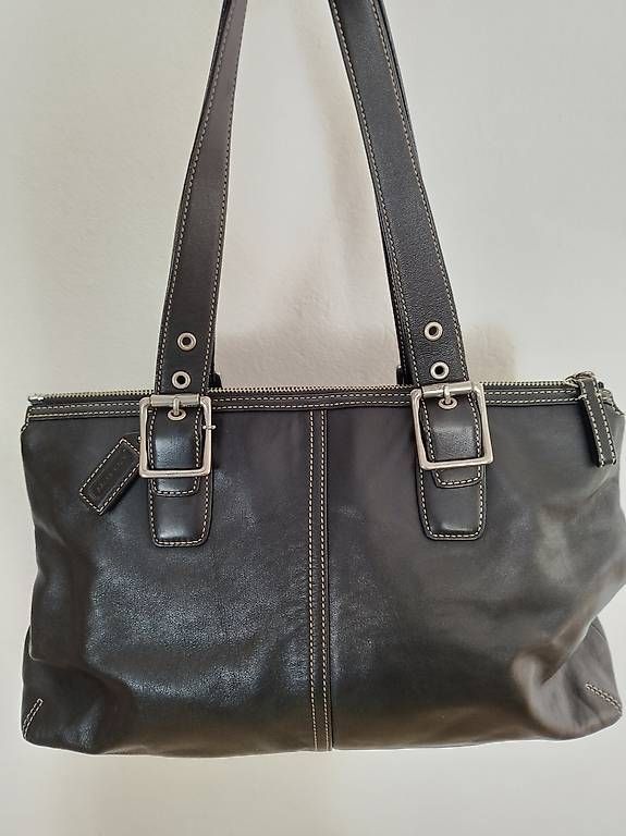 Borse da donna: Coach Bag black color – Usato da Sonceboz-Sombeval venduto da ton_jl5s