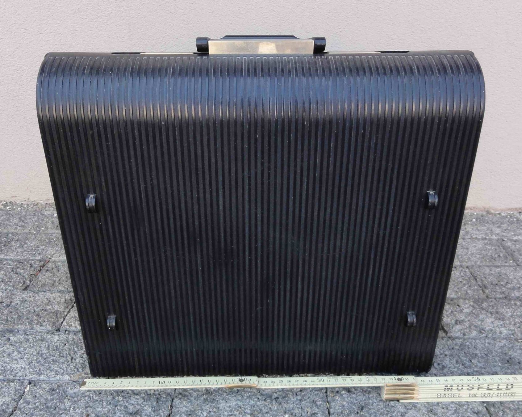 Olivetti Schreibmaschinen: Schreibmaschine Olivetti Lettera 36, elektrisch – Gebraucht aus Wohlen AG von Flusslauf 6