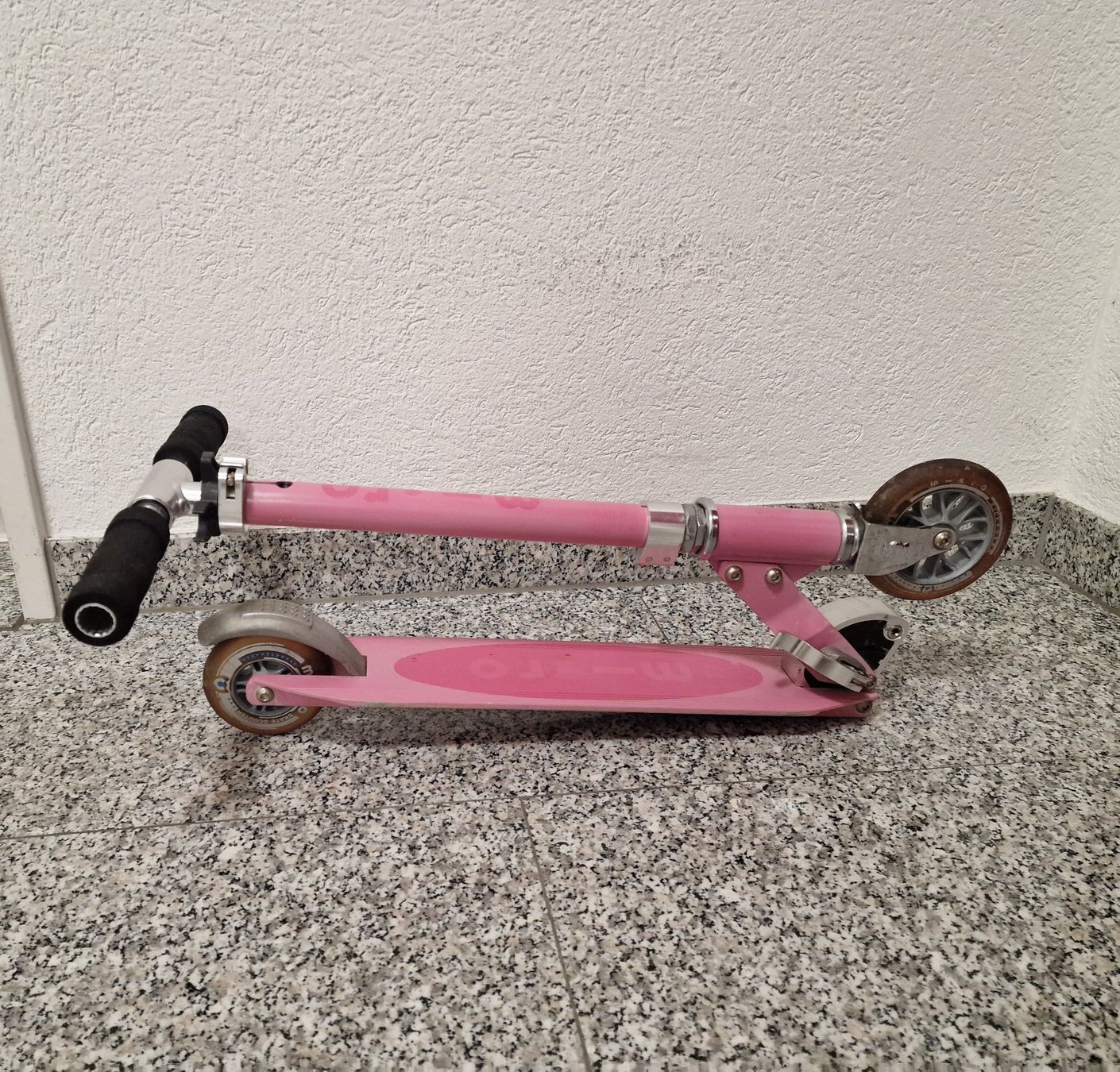 Micro Kickboard: Micro Scooter Pink – Usato da Baar venduto da romesds88 3