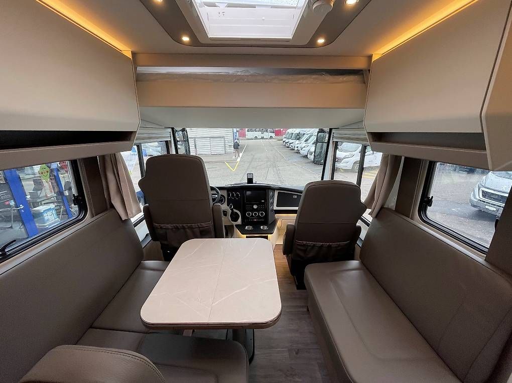 Veicoli da campeggio: Morelo Loft Premium 83 L – Usato da Langenthal venduto da Reisemobil01 2