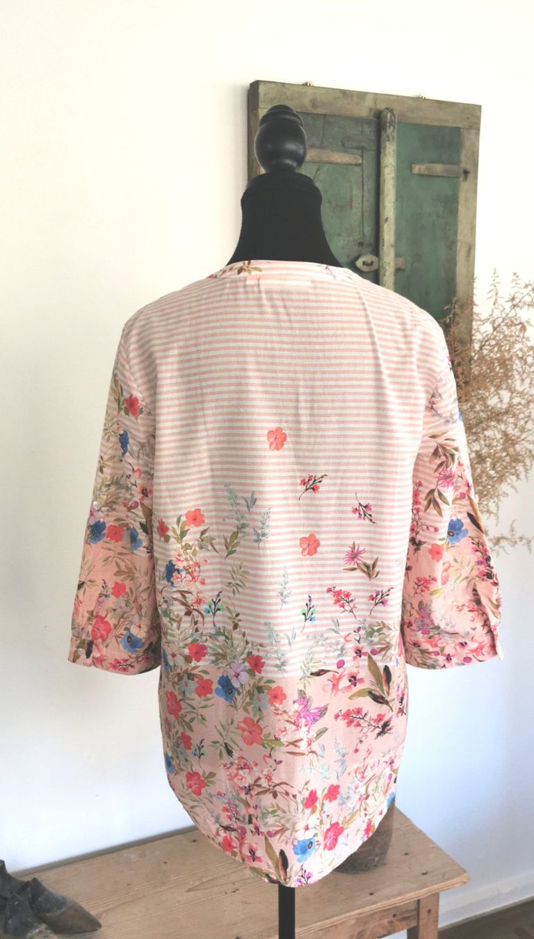 Eterna Camicette: Eternal wunderschöne florale Bluse Gr. 38 – Usato da gachnang venduto da tibus1 2