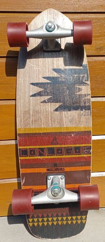 Skateboards: schönes Surfskate von Carver – Usato da Beckenried venduto da Wmarcie 1