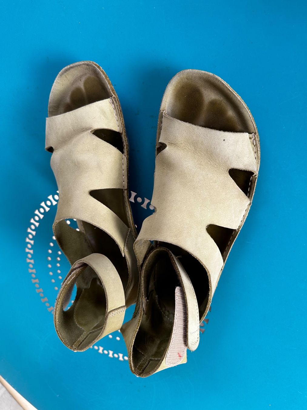 Damenschuhe: Loints Sandale 38 – Gebraucht aus Bern von Korewanan