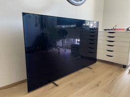 PHILIPS OLED AMBILIGHT TV 65“