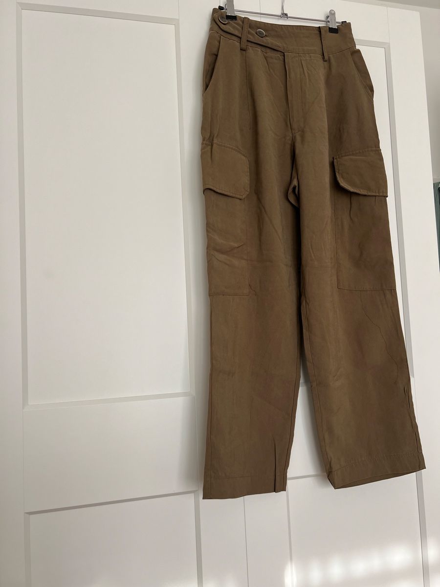 Mango Hosen: Pants Mango – Gebraucht aus Pregassona von kat_zh5d