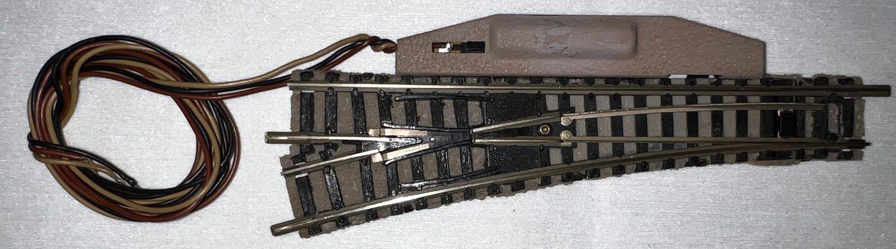 Fleischmann Modelleisenbahnen: Fleischmann Weiche Links (elektrisch), 9170? – Gebraucht aus Basel von jonnyhaas