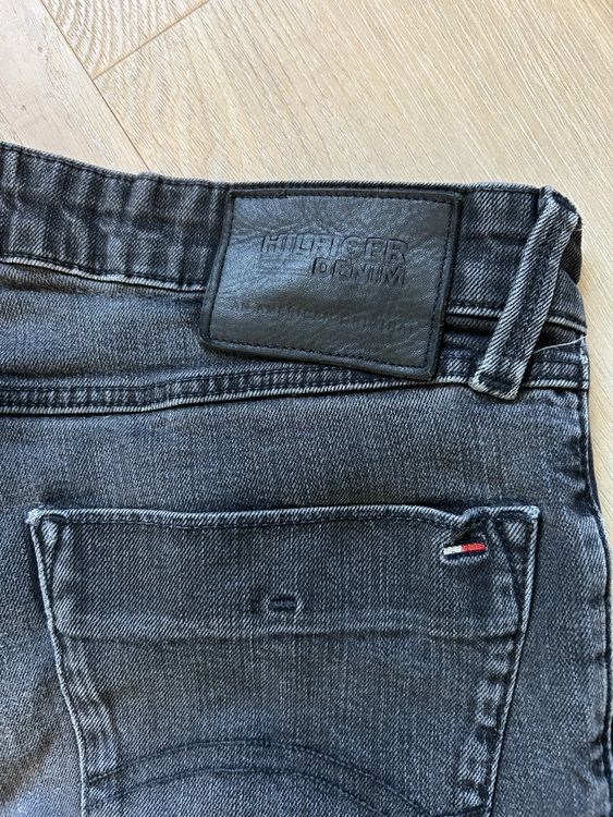 Jeans: Tommy Hilfiger Jeans Slim Tapered Gr. 29/32 – Usato da Langendorf venduto da Trzeciakiewicz 3