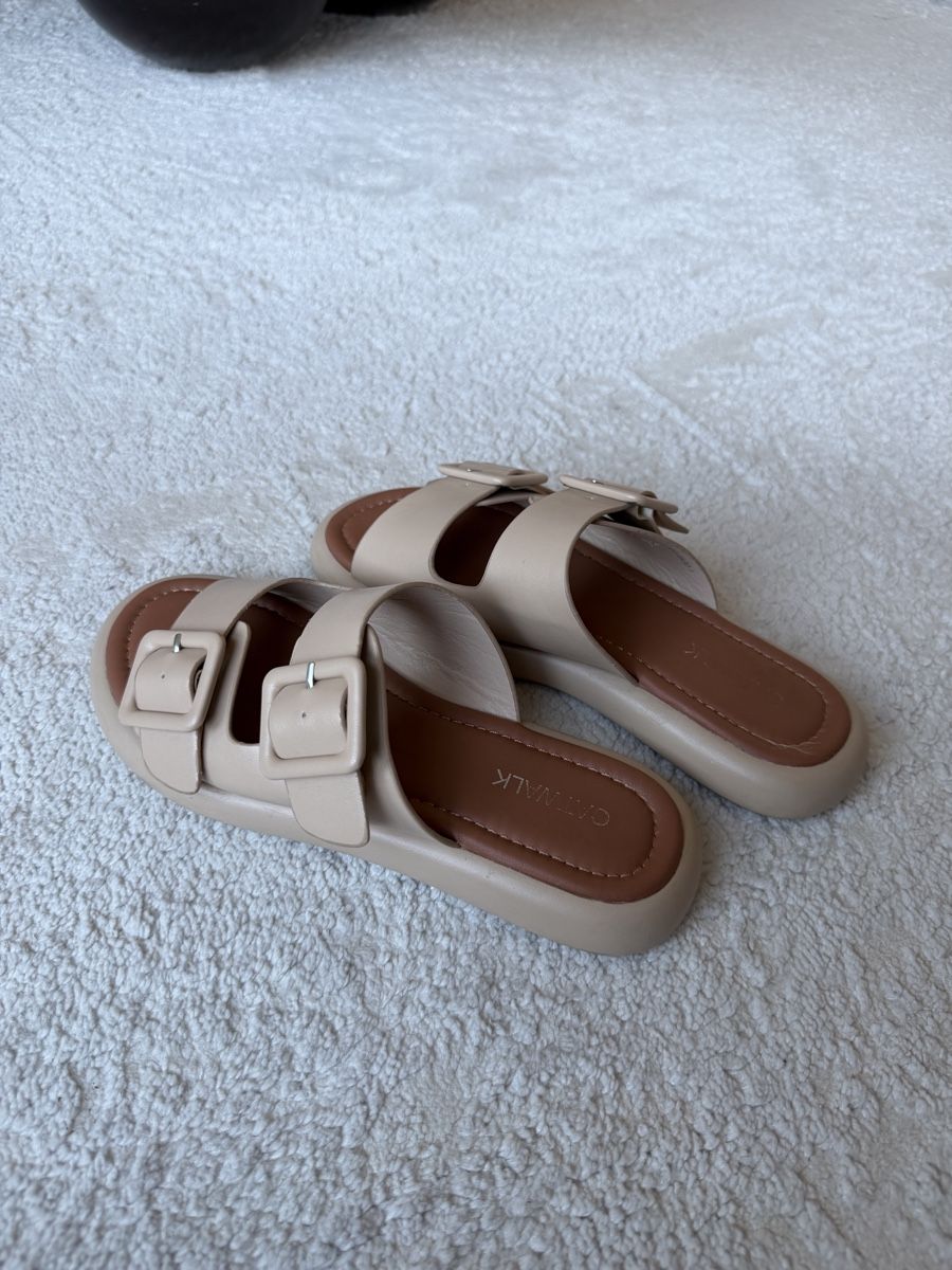 Scarpe da donna: Sandals beige, size 37 – Usato da Dübendorf venduto da ilianalou 1