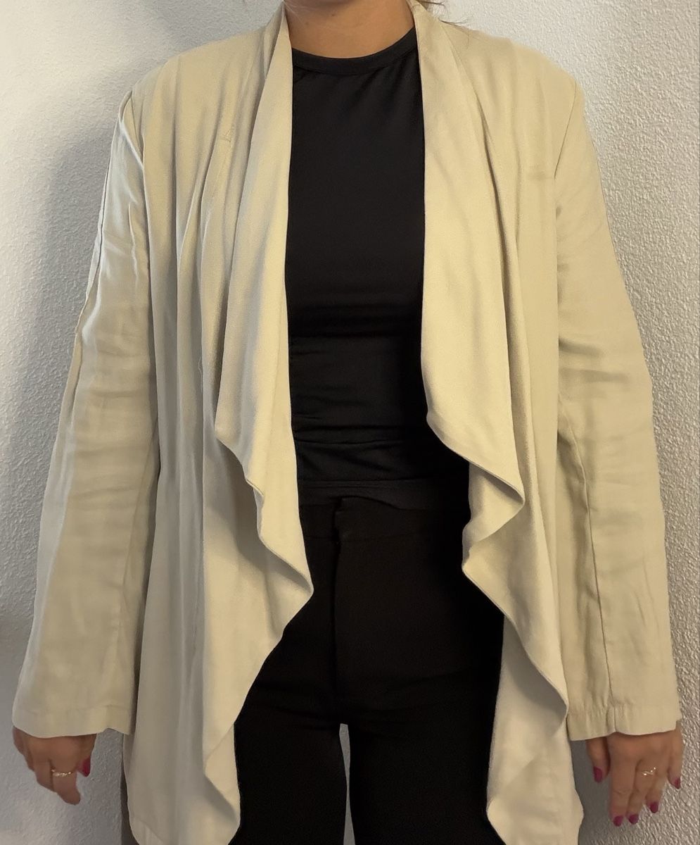 Giacche: Zara Blazerjacke mit Bindegürtel – Usato da Rorschach venduto da Tara234