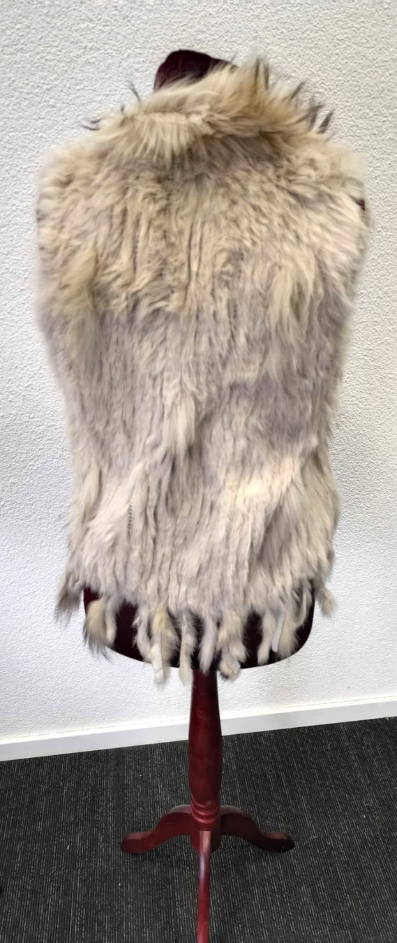 Gilet & Giacche senza maniche: Pelzgilet Waschbär – Usato da Rüti ZH venduto da Restwert_Rueti_ZH 2