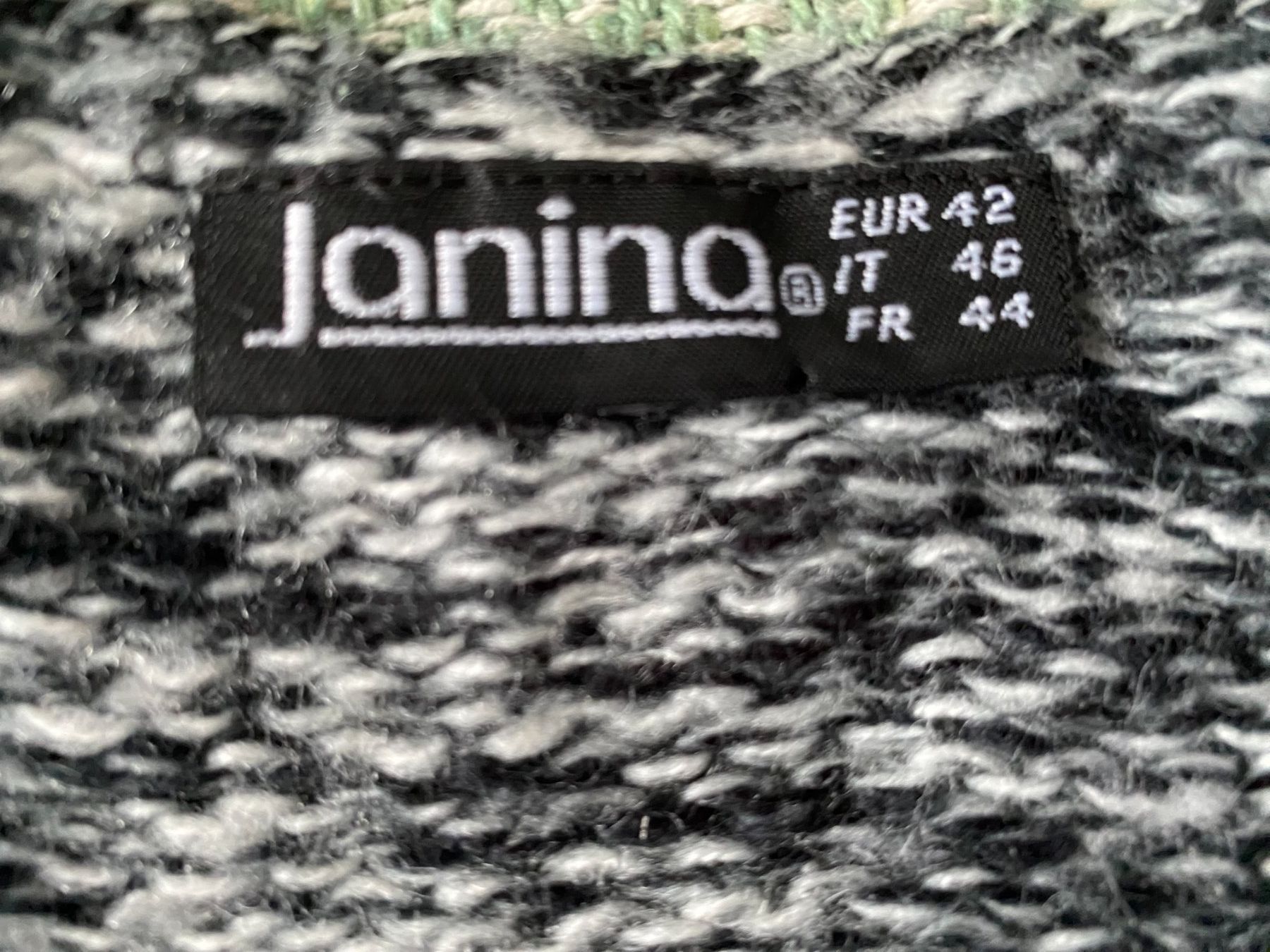 Giacche: Strickjacke in Gr. 42 – Nuovo (secondo la descrizione) da Stetten SH venduto da bijoux18 5