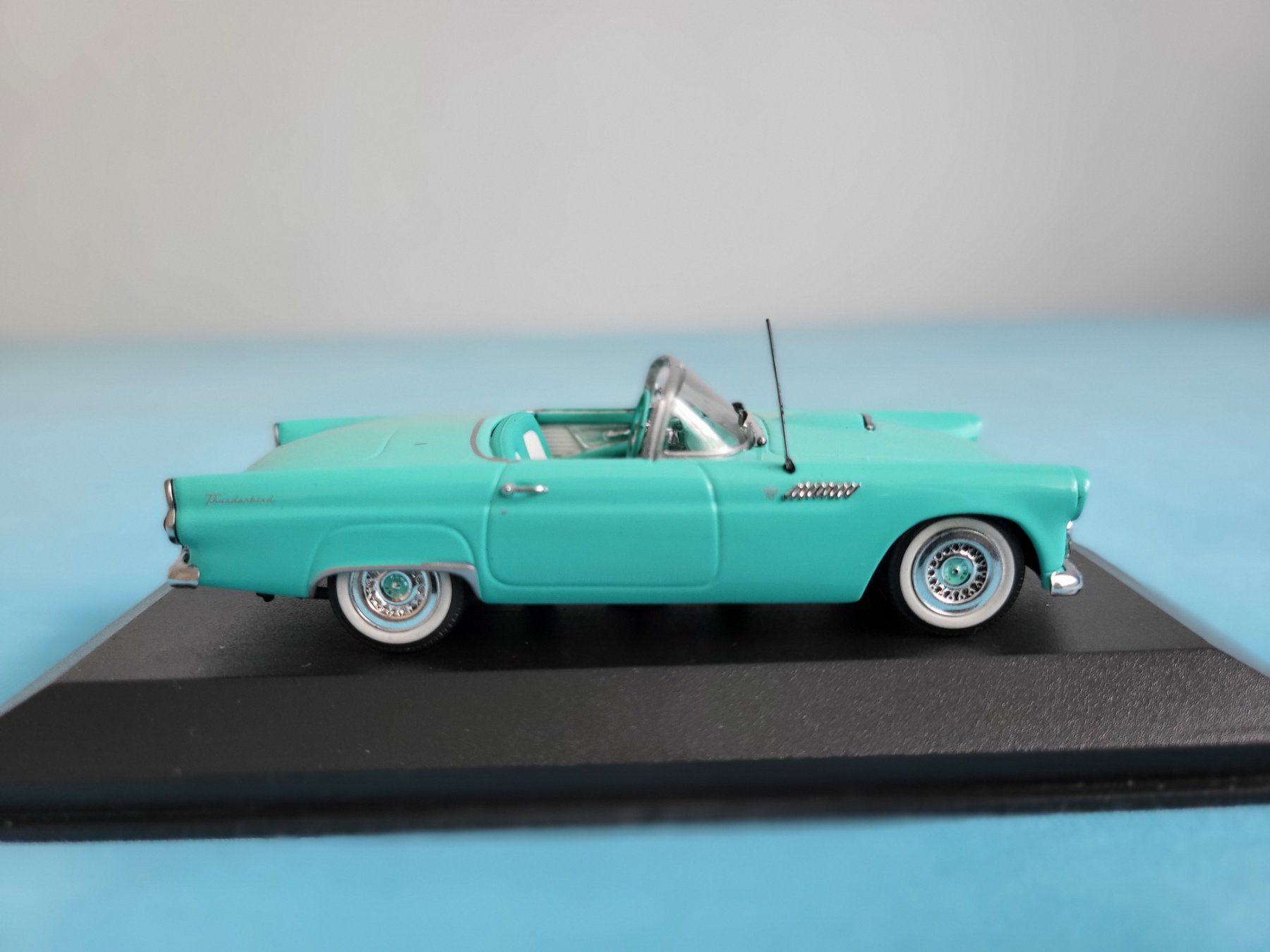 Minichamps Modellautos: Ford Thunderbird Convertible, 1955, Turquoise – Neu (gemäss Beschreibung) aus Glattbrugg von PhilKrill 2