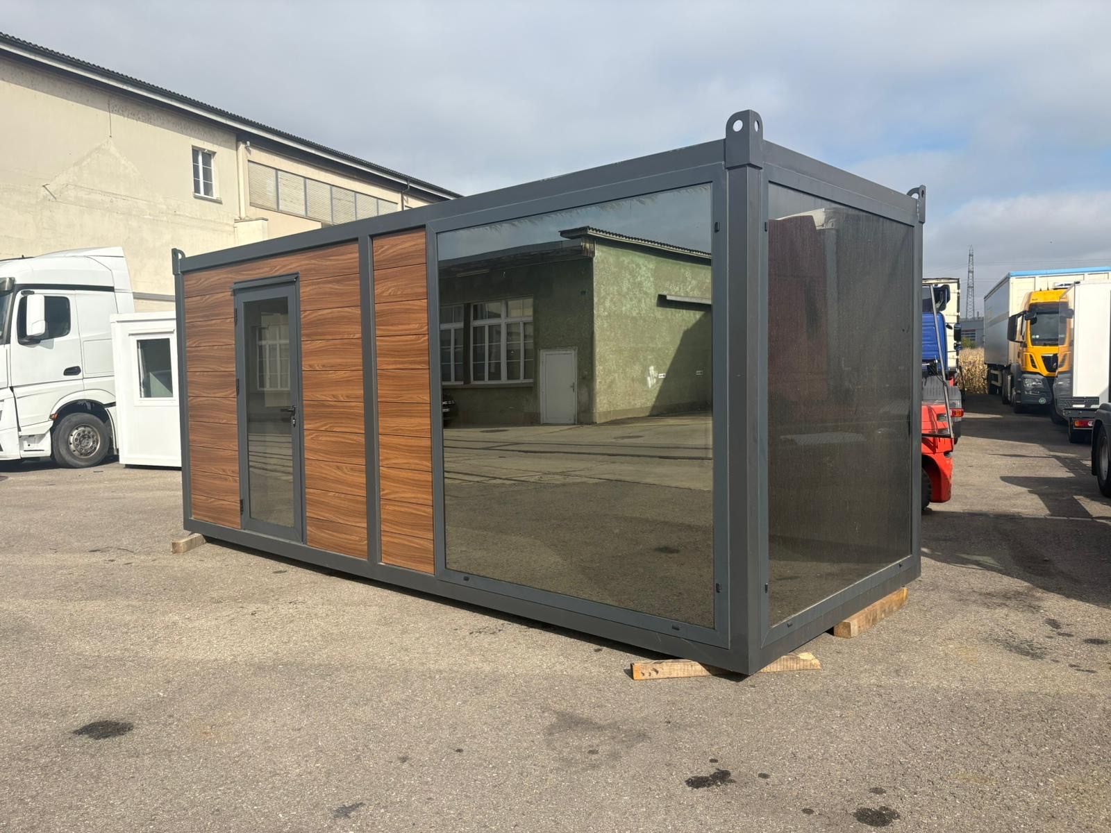 Contenedor modular de oficina o tienda comercial – 6 × 2,40 m (Oferta especial)