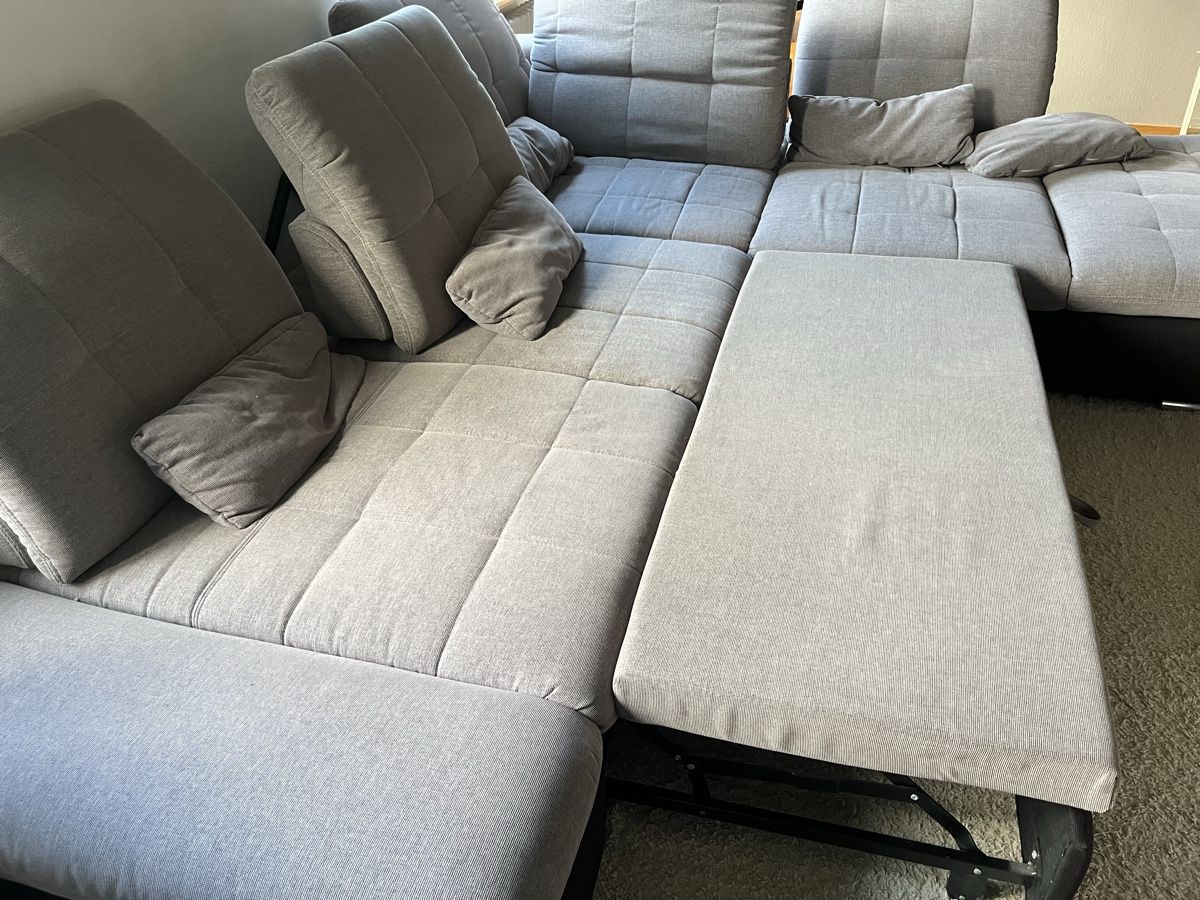 Sofas: Ecksofa grau mit Schlaffunktion gebraucht – D'occasion à Männedorf par Dorrii85 8