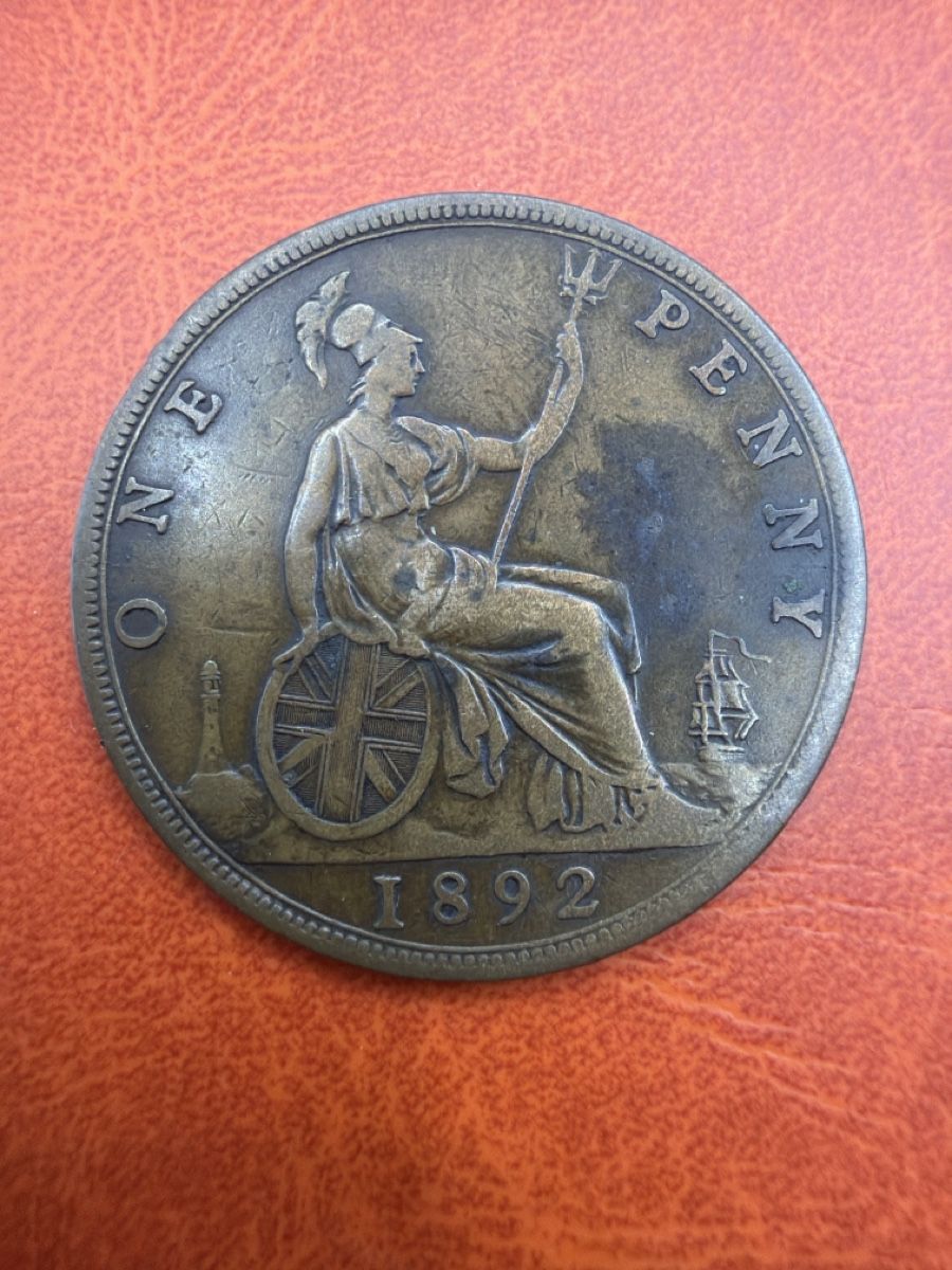 Tutti le monete: One Penny 1892, Angleterre – Usato da St-Maurice venduto da SPEKER