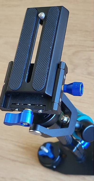 Treppiedi & Teste: Tarion Schwebestativ / Gimbal – Usato da Pratteln venduto da Se-s 2