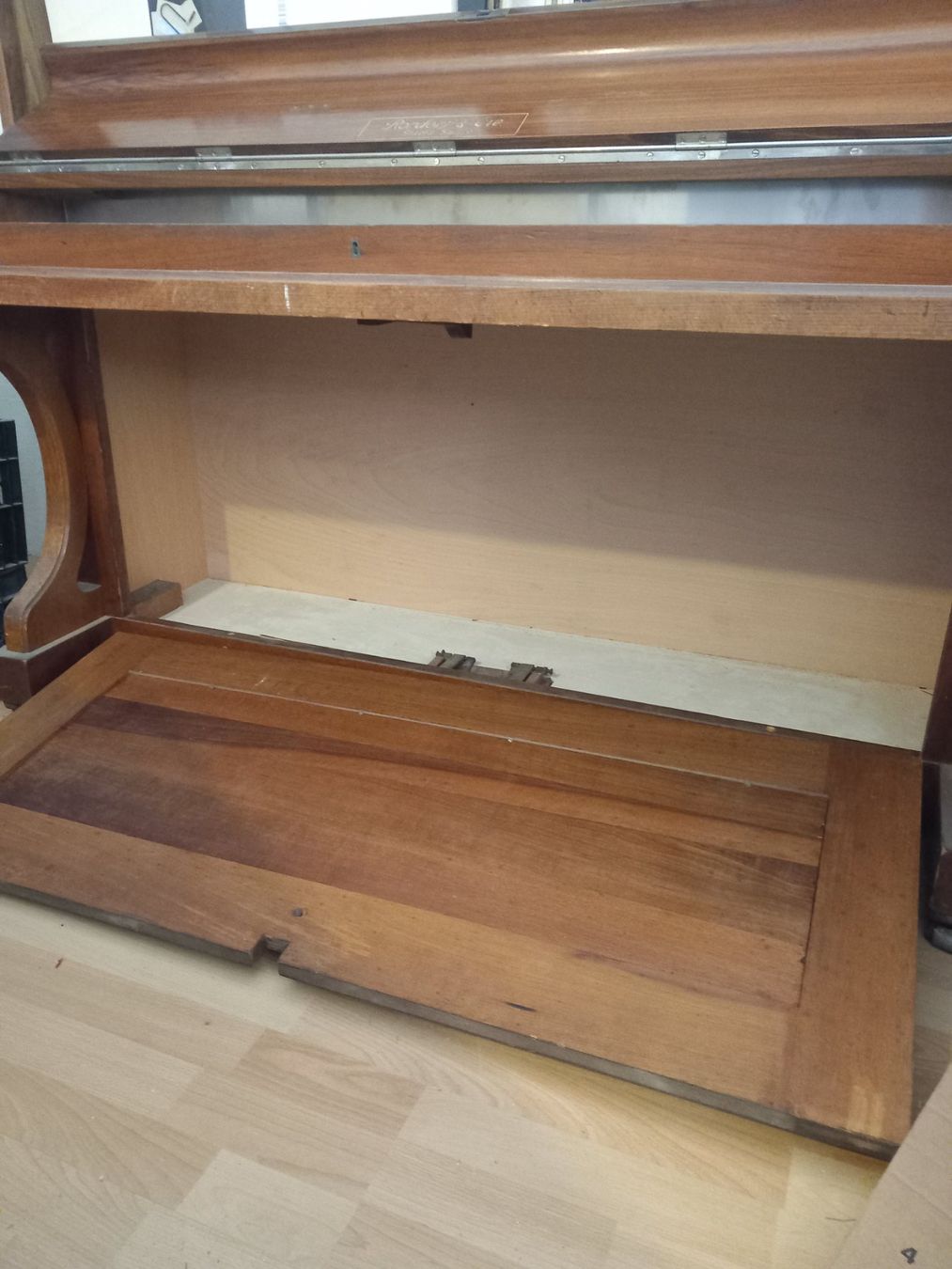 Allestimento di negozi e stand fieristici: Bar / Hausbar / Klavierbar – Usato da Brunnadern venduto da chicka01 5