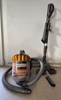 Dyson DC37 Origin Plus Staubsauger inkl. Zubehör – voll funk