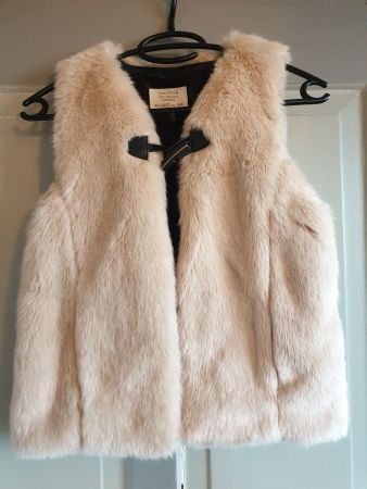 Kuschelgilet von Zara Girls 10/11 cm148