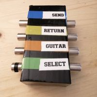 GUITAR – AMPLI CONNECTOR BOX zum Anschluss von Verstärker