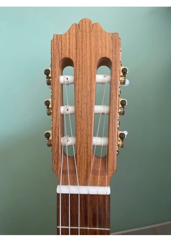 Strumenti musicali: Klassische Gitarre Artesa – Usato da Allschwil venduto da Trust03 4