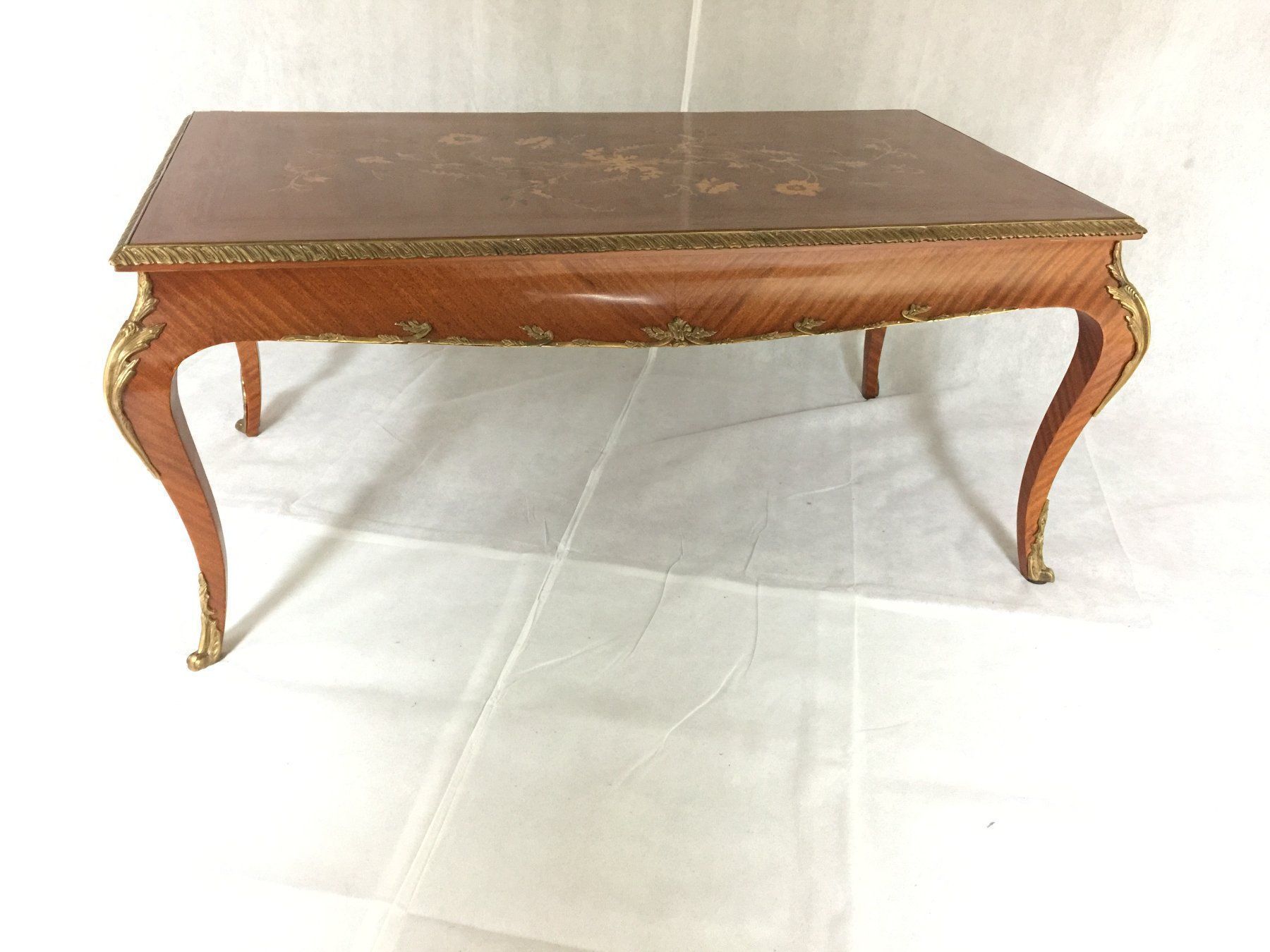 Tavoli: Table de salon de style Louis XV . – Nuovo (secondo la descrizione) da geneve venduto da louisart 3