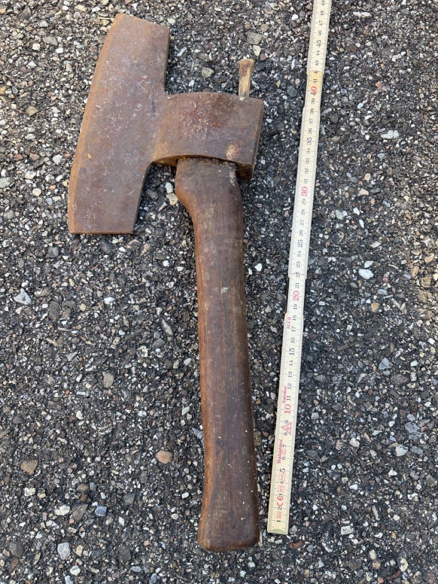 Alle Werkzeuge: Spaltaxt Antik 45cm – Gebraucht aus Leibstadt von sho_l8yt