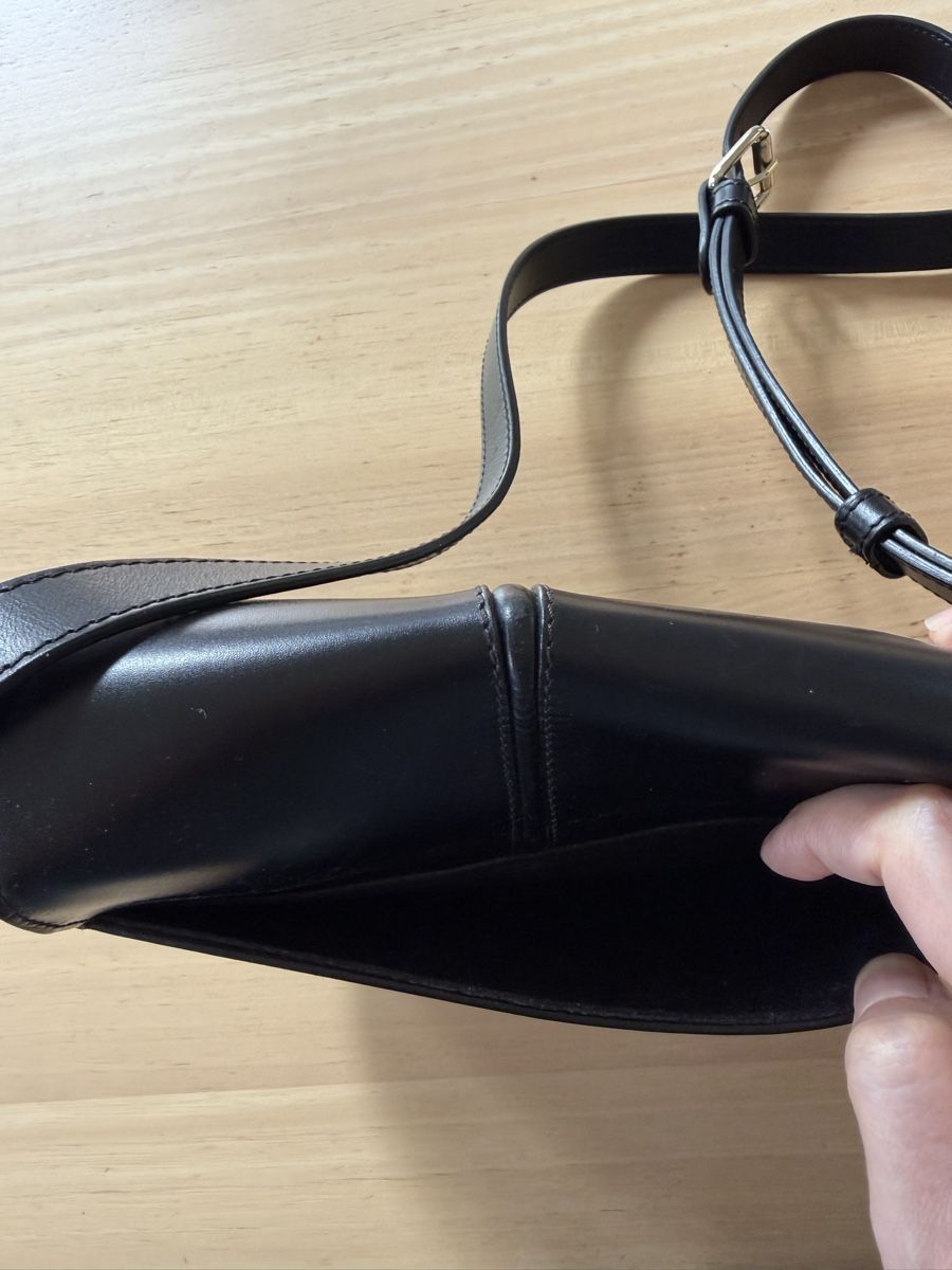 Apc Taschen für Damen: APC Betty Handtasche – Gebraucht aus Ennetbaden von b617 5