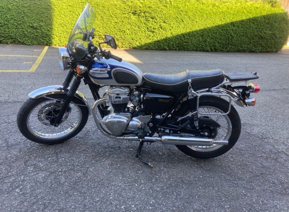 Kawasaki Chopper: Motorrad Kawasaki W 650 – Gebraucht aus Muotathal von