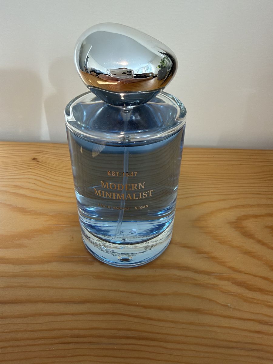 H&M Profumi & Eau de Toilette: Parfum Modern Minimalist – Usato da Wettingen venduto da sabzbi