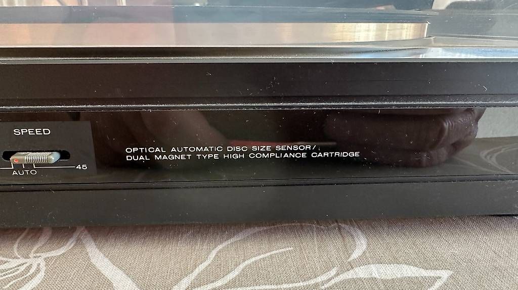 Giradischi: Plattenspieler Marantz TT873 – Usato da Dietlikon venduto da Tambuti 1