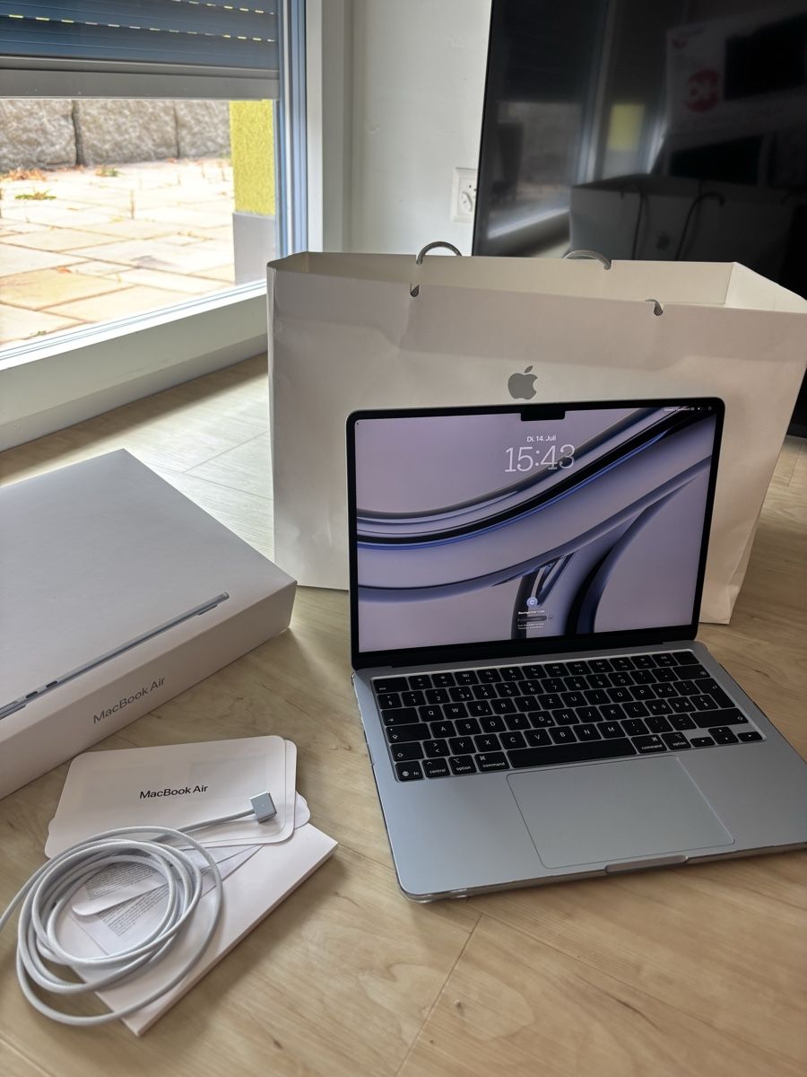 Apple Notebooks: 13-inch MacBook Air M5 chip – Neu (gemäss Beschreibung) aus Matzingen von Baumi_C 2