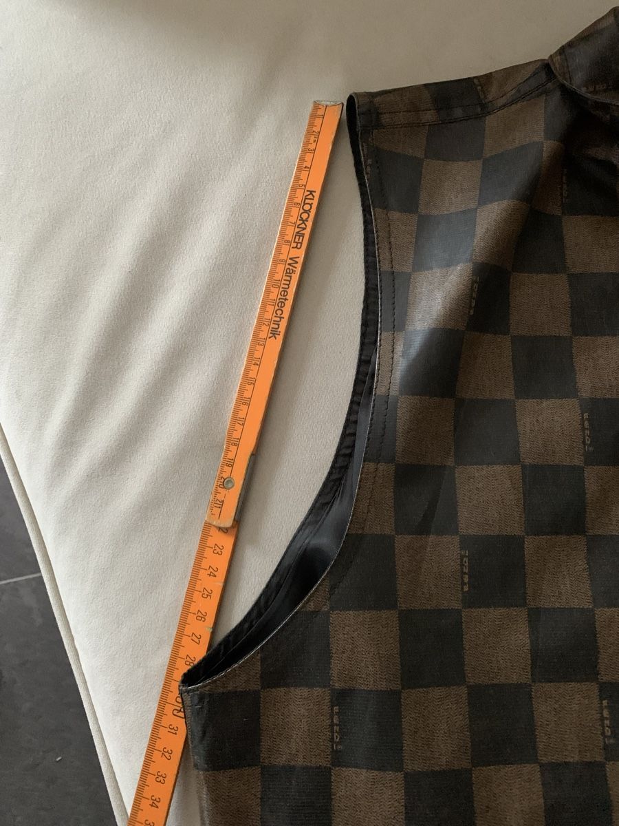 Fendi Gilet & Giacche: Fendi damengilet – Usato da Bergdietikon venduto da zor_856j 8