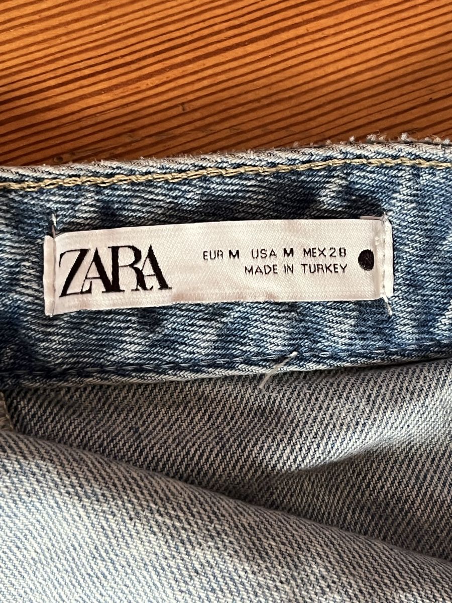 Top: Haut Zara – Nuovo (secondo la descrizione) da Genève venduto da nou_z96k 2