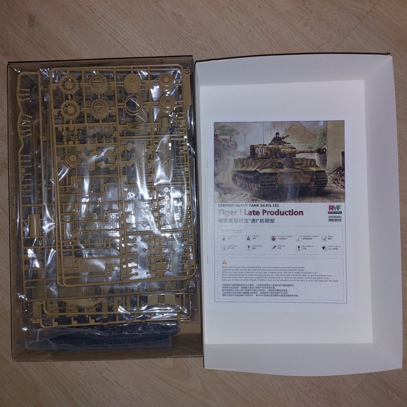 Kit di modellismo & Modellini statici: Rye Field Model Tiger I Late 1/35 – Nuovo e nell'imballaggio originale da SEUZACH venduto da Sibylle223 1