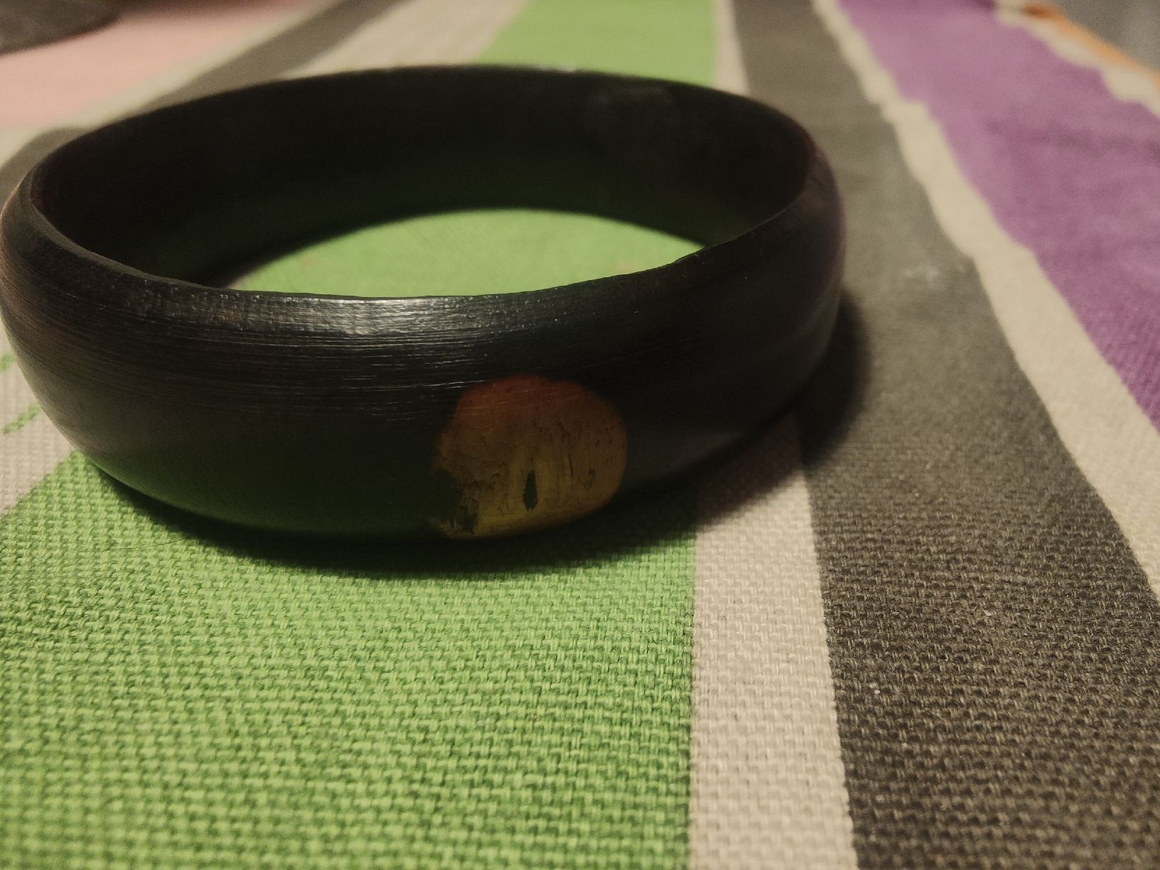 Bracciali & Braccialetti: Schicker Holzarmreif aus Afrika – Usato da Hinwil venduto da her_2t5p 2