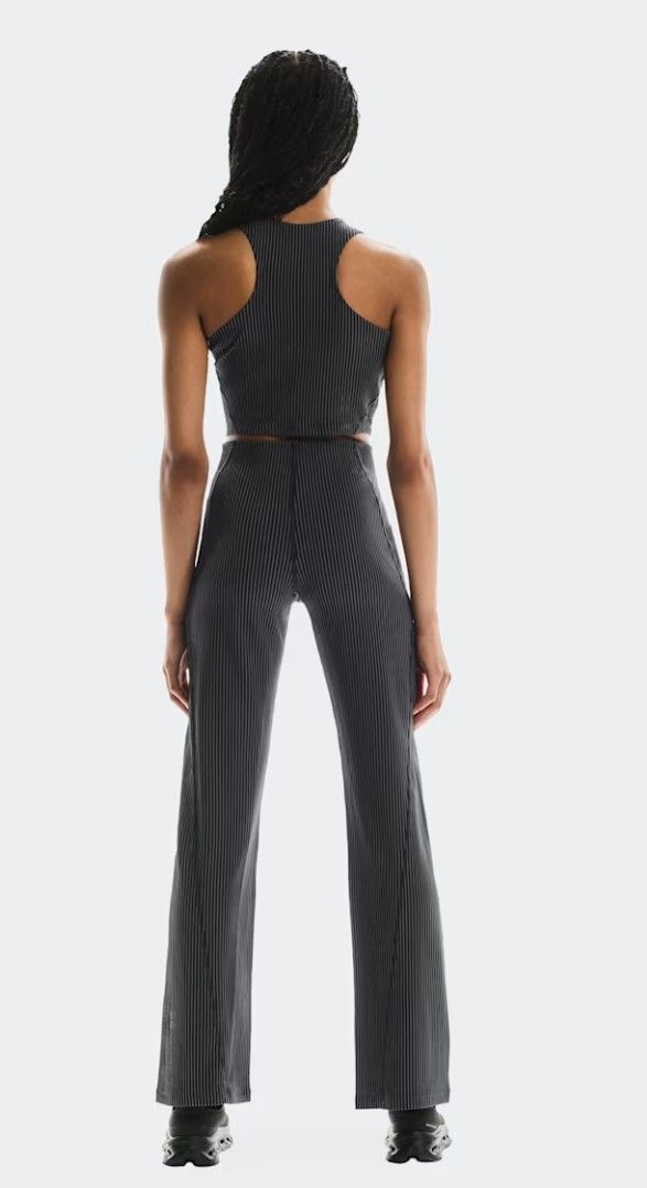 Lotti di vestiti: Workout set gym set from On – Nuovo (secondo la descrizione) da Wilen b. Wollerau venduto da Amessa 1