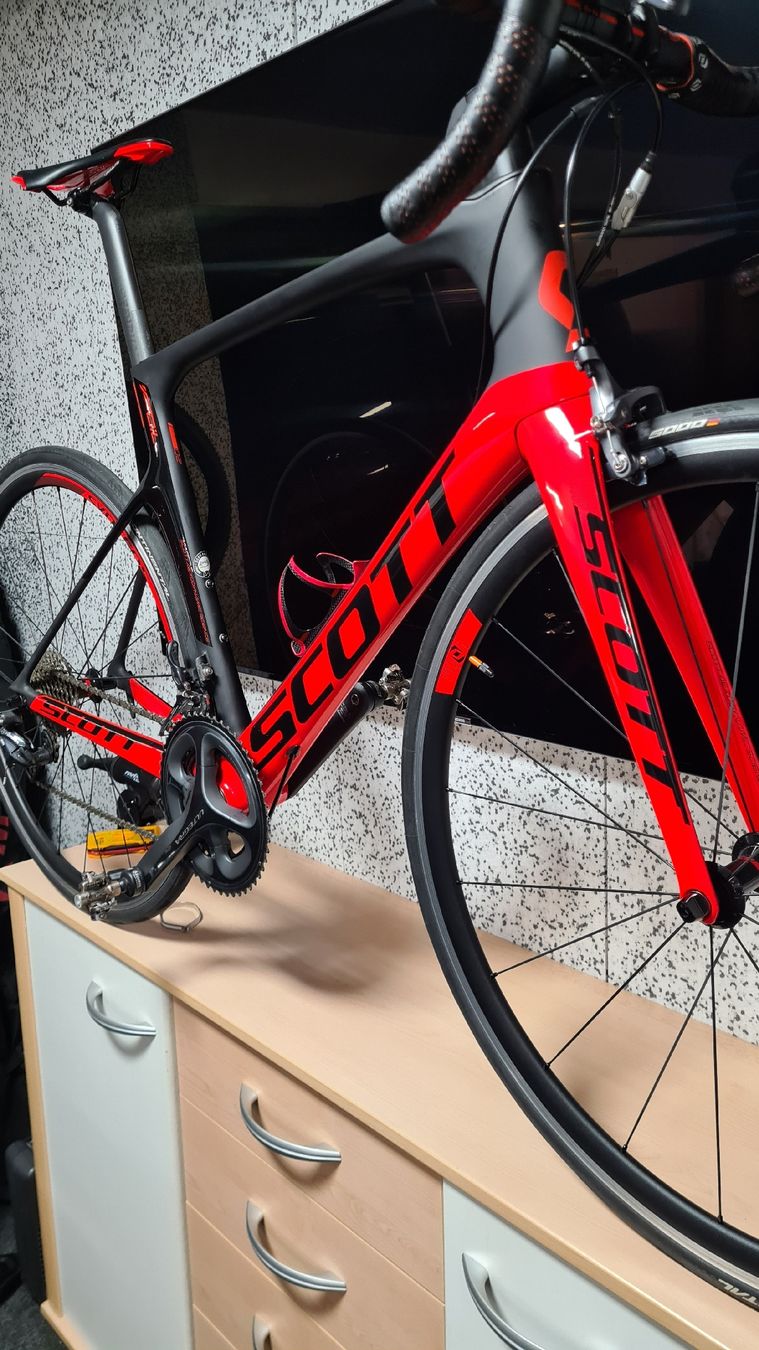 Scott Velos: Scott Foil 20 Carbon Rennrad – Gebraucht aus Raron von Jckg170 3