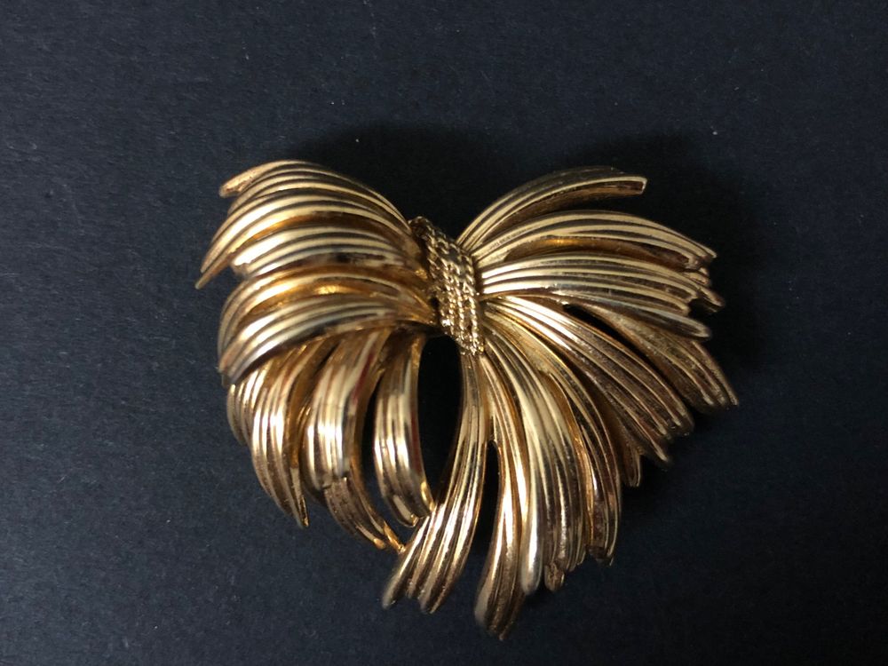 Vintage GROSSÉ Brosche (Gebraucht) in Spiegel b. Bern für CHF 25 – mit ...