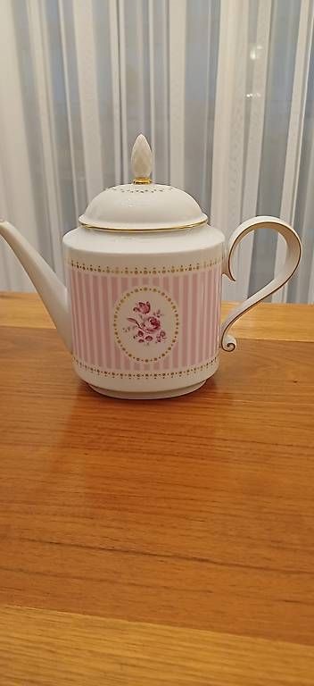 Teiere: Antiker Kaffeekrug – Usato da Roggwil TG venduto da Mallorca015